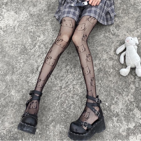 Hello Kitty Fishnet Stockings - Picture 10 of 16
